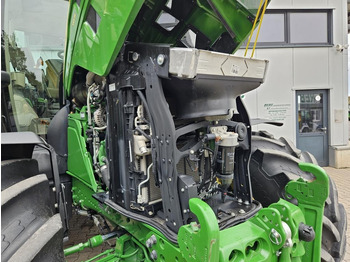 Leasing of John Deere 6R185 John Deere 6R185: picture 3