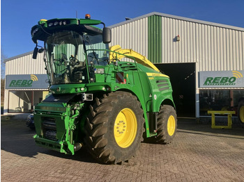 Harvester JOHN DEERE 8600
