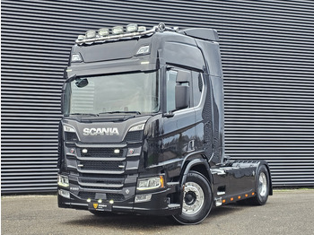 Tractor unit SCANIA R 580
