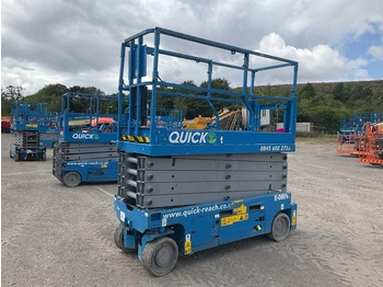 Scissor lift GENIE