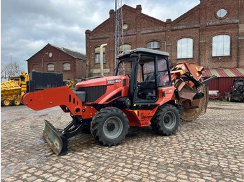 Trencher DITCH WITCH