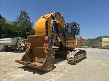 Crawler excavator LIEBHERR