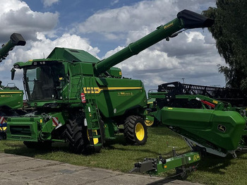 Leasing of  John Deere T5 400 + 6,70m Vario-Schneidwerk John Deere T5 400 + 6,70m Vario-Schneidwerk: picture 1