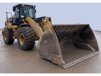 Loader CATERPILLAR 950M