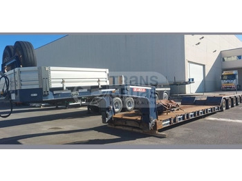 Low loader semi-trailer