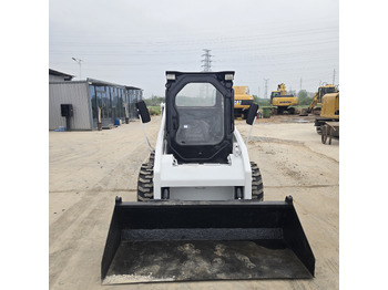 Skid steer loader BOBCAT S160: picture 5