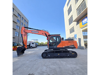 Excavator DOOSAN DX225