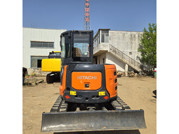 Mini excavator HITACHI ZX55: picture 3