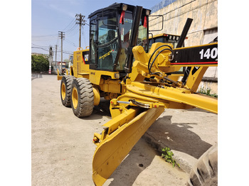 Grader CATERPILLAR 140H