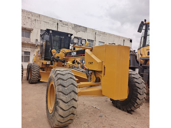 Grader CATERPILLAR 140H
