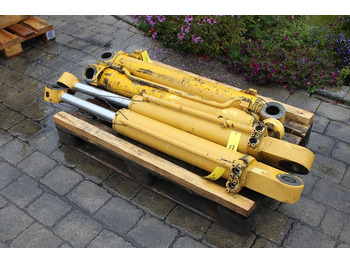 Hydraulic cylinder HANOMAG