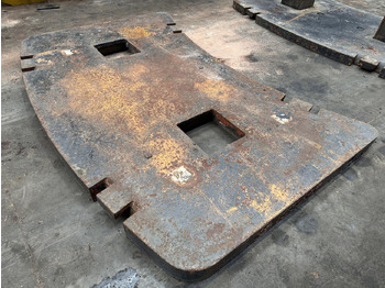 Counterweight for Mobile crane Krupp KMK 5160 counterweight 4,9 ton: picture 3 Counterweight for Mobile crane Krupp KMK 5160 counterweight 4,9 ton: picture 3