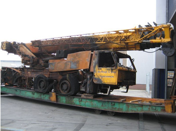 Mobile crane TEREX