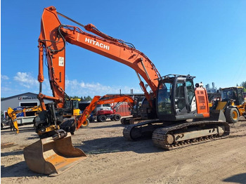 Crawler excavator Hitachi ZX225USLC-5: picture 3