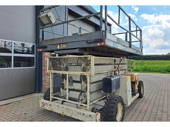 Scissor lift Holland Lift A151DV: picture 3 Scissor lift Holland Lift A151DV: picture 3
