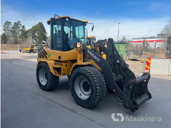 Wheel loader Hjullastare Volvo L35B: picture 3