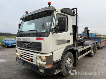Hook lift truck VOLVO FM12