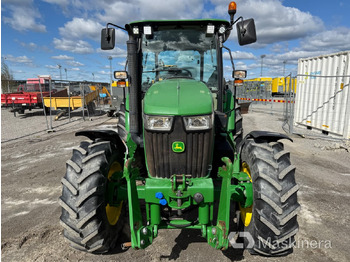 Farm tractor Traktor John Deere 5075M med snöutrustning: picture 2