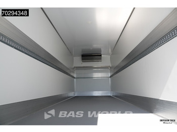 New Refrigerated truck MAN TGX 26.520 TGX 6X2 Thermo King T-1000 R Automatic Lift-Steering Axle Euro 6: picture 3 New Refrigerated truck MAN TGX 26.520 TGX 6X2 Thermo King T-1000 R Automatic Lift-Steering Axle Euro 6: picture 3