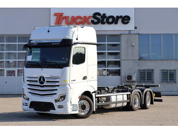 Container transporter/ Swap body truck MERCEDES-BENZ Actros
