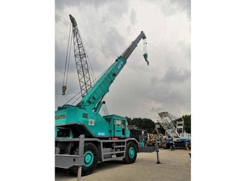 Rough terrain crane KATO