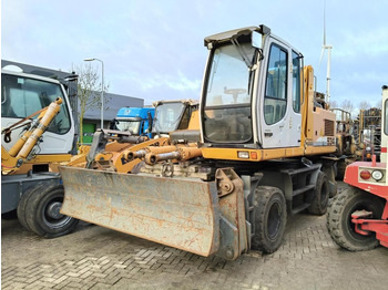 Material handler LIEBHERR A 934