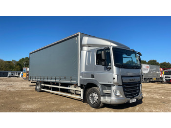 Curtain side truck DAF CF 260