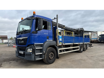 Dropside/ Flatbed truck, Crane truck Man TGS 26.360: picture 2