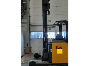 Reach truck YALE