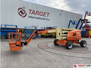 Articulated boom lift JLG