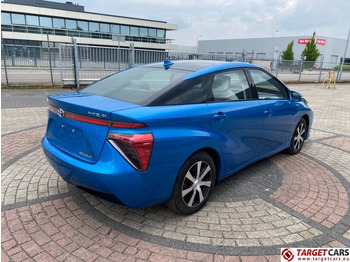 Saloon car Toyota Mirai FCV HydroGen FuelCell: picture 4