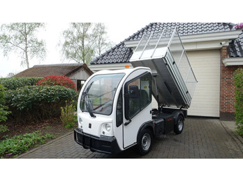 Tipper van