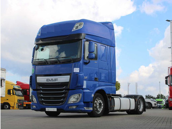 Tractor unit DAF XF 460