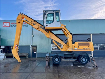 Material handler LIEBHERR A 924