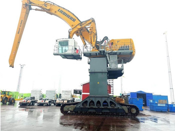 Material handler LIEBHERR