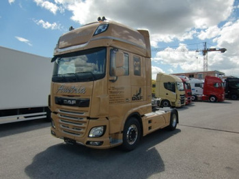 Tractor unit DAF XF 530