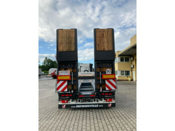 New Low loader semi-trailer Faymonville 4-(1+3)-Achs-Tele-Semi-Radmulden-Rampen zg: picture 3