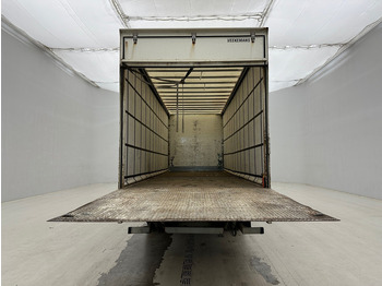 Curtain side truck Scania P230: picture 5