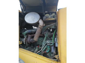 Wheel loader Volvo L150E: picture 3