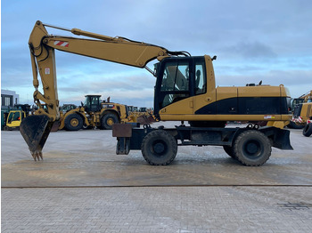 Excavator CATERPILLAR M318