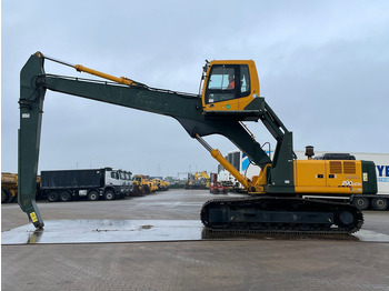 Crawler excavator HYUNDAI