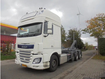 Hook lift truck DAF XF 106 510
