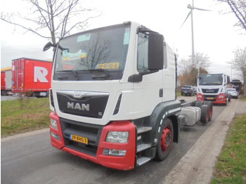 Car transporter truck MAN TGS