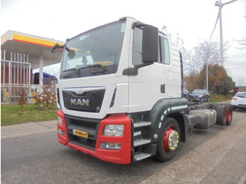 Car transporter truck MAN TGS