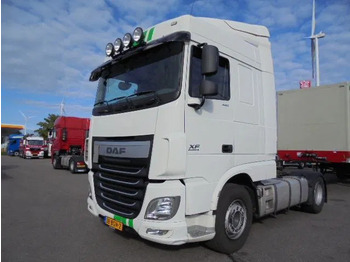 Tractor unit DAF XF 440