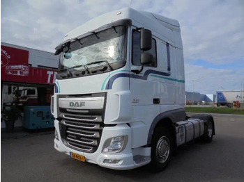 Tractor unit DAF XF 440