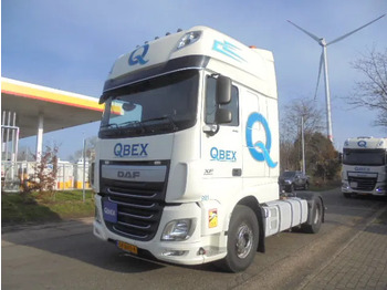 Tractor unit DAF XF 440