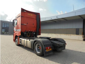 Tractor unit Mercedes-Benz Actros 1840: picture 5
