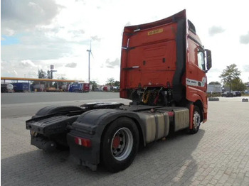 Tractor unit Mercedes-Benz Actros 1840: picture 3