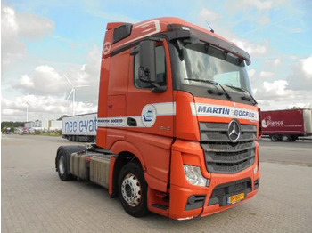 Tractor unit Mercedes-Benz Actros 1840: picture 2
